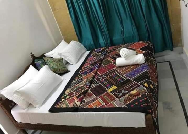 Resting Love Hostel Jaisalmer Eksteriør billede