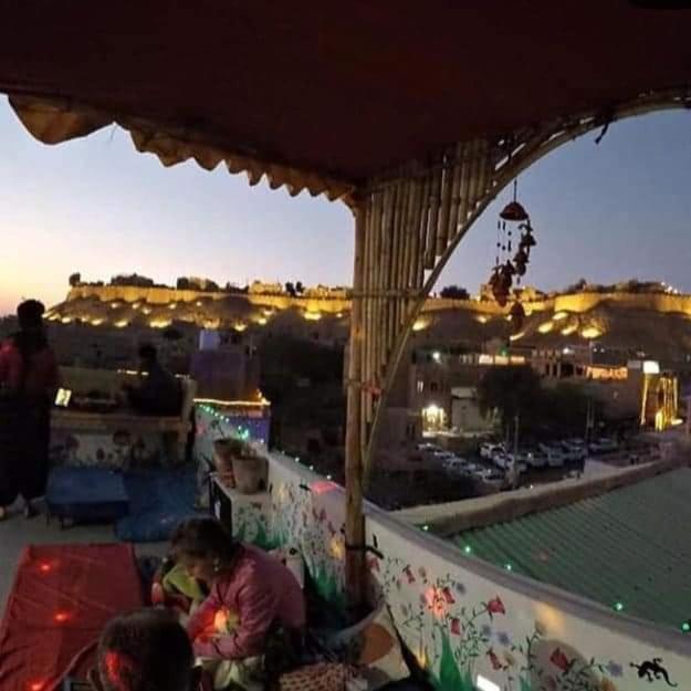 Resting Love Hostel Jaisalmer Eksteriør billede
